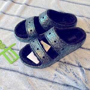 Crocs multi glitter classic cozzzy lined sandals